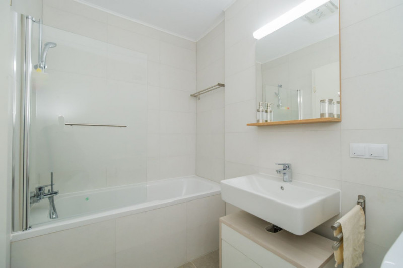 Apartament modern, langa Coresi