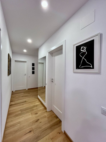 Studio modern în Urban Plaza 