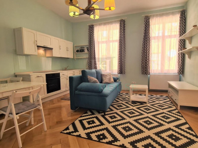 Apartament cu 2 camere in zona ultracentrala