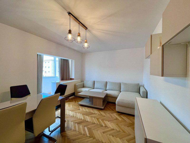 Apartament cochet cu 3 camere 