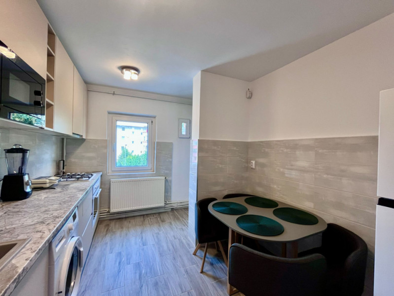Apartament cochet cu 3 camere 