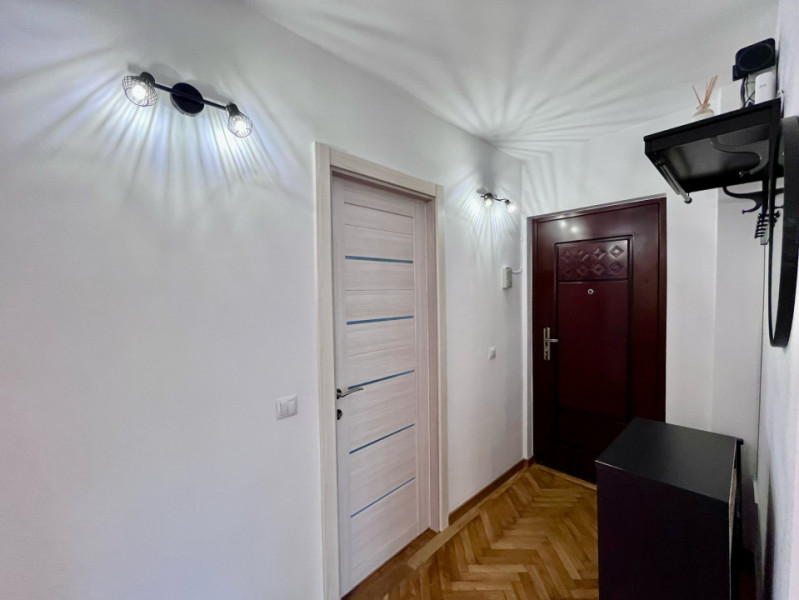 Apartament cochet cu 3 camere 