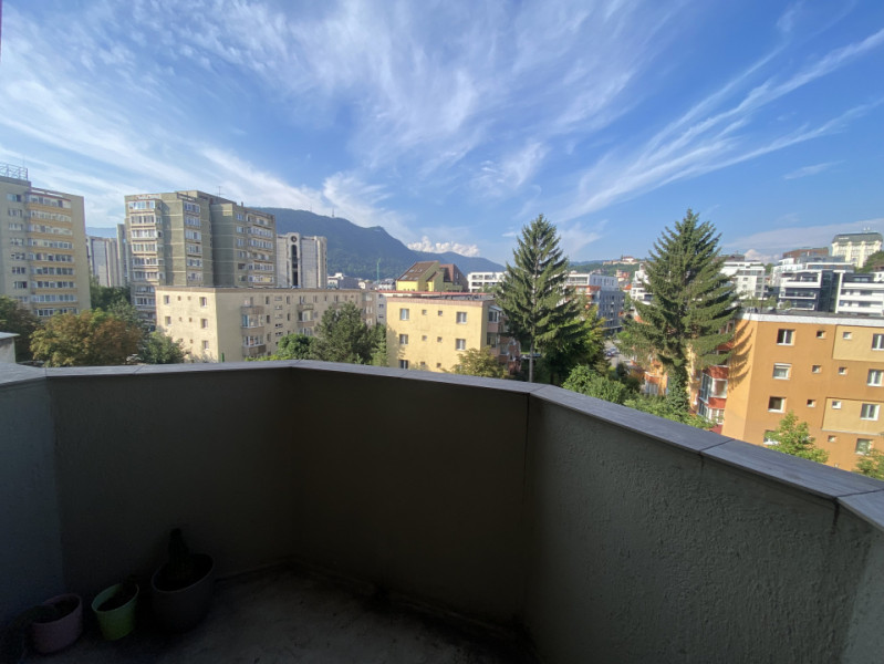 Oază urbană cu vedere spectaculoasă spre Tâmpa și Cetatea Brașovului