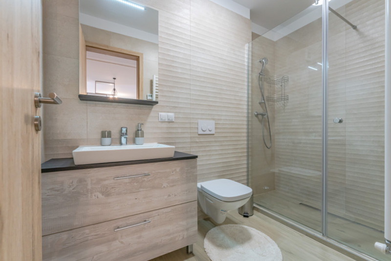 Apartament cu 2 camere, Coresi, aproape de pietonala