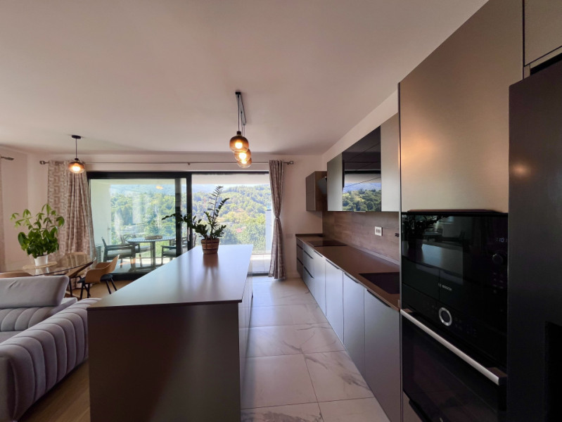 Apartament cu vedere panoramica – Complex Stejeris, Brasov, Drumul Poienii