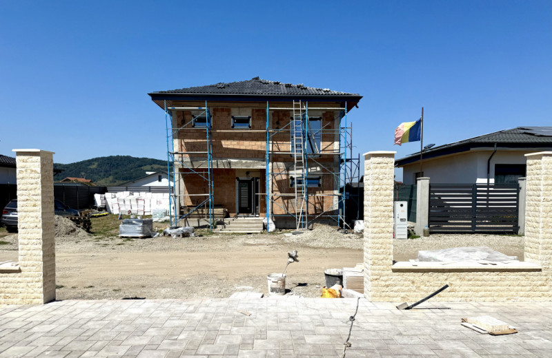 O casa gandita pentru familii care traiesc altfel. Si aleg altfel.
