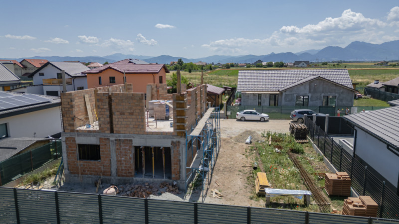 O casa gandita pentru familii care traiesc altfel. Si aleg altfel.
