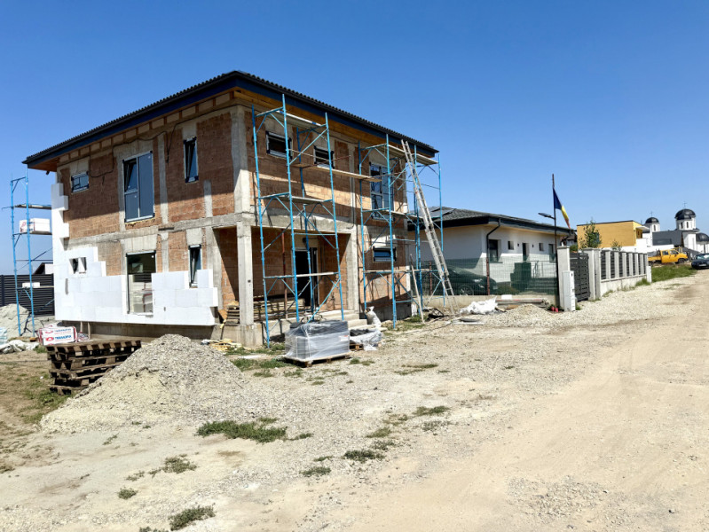 O casa gandita pentru familii care traiesc altfel. Si aleg altfel.