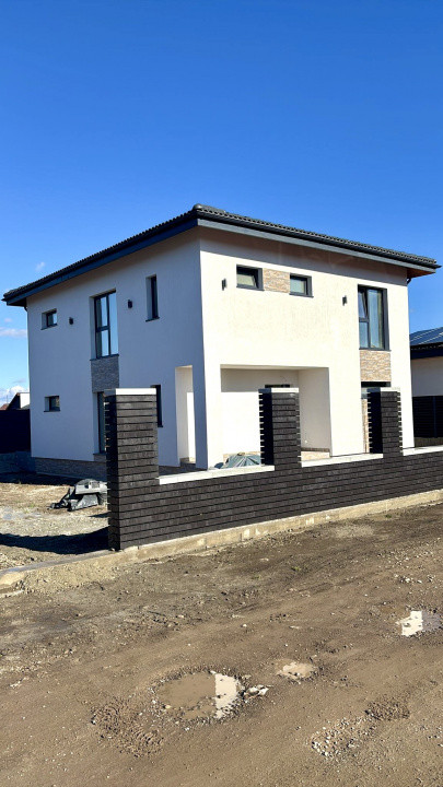 Casa individuala | zona exclusivista | utilitati complete | curent trifazic