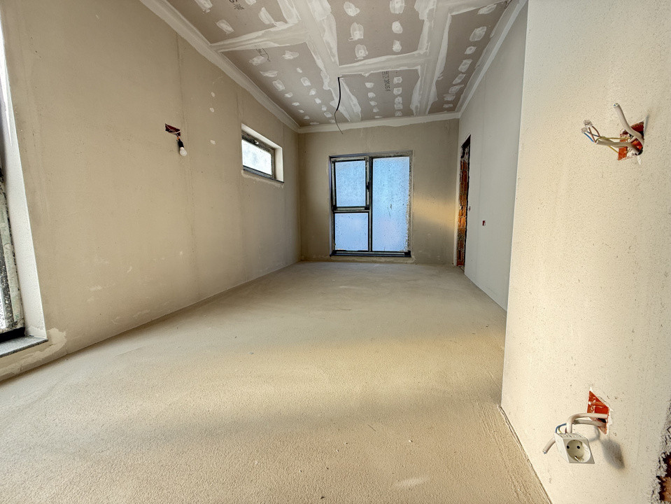 Casa individuala | zona exclusivista | utilitati complete | curent trifazic