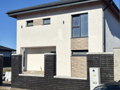 Casa individuala | zona exclusivista | utilitati complete | curent trifazic