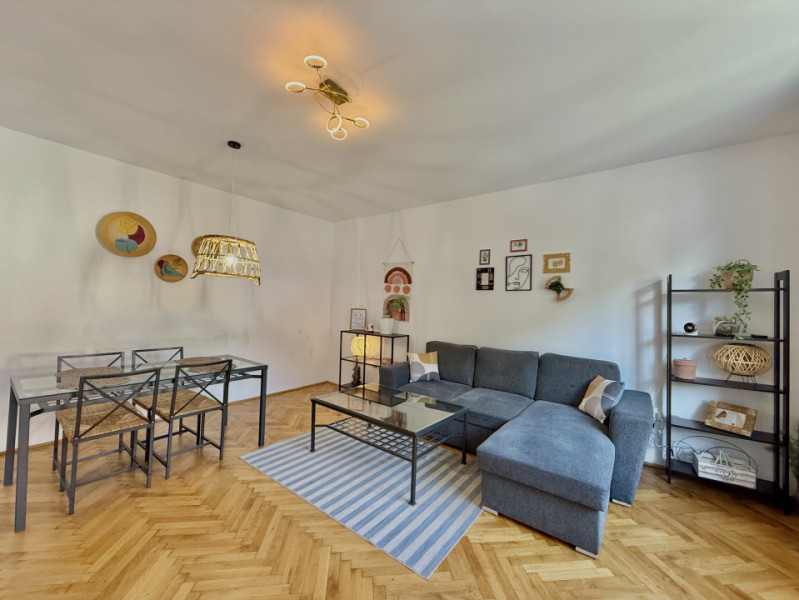 Locatie premium! Apartament 2 camere, suprafata generoasa –Centrul Vechi, Brasov