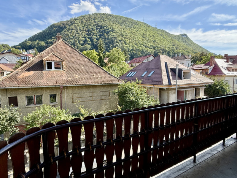 Locatie premium! Apartament 2 camere, suprafata generoasa –Centrul Vechi, Brasov