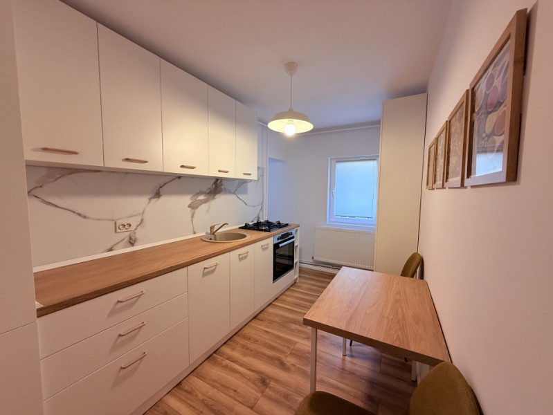Apartament 2 camere- zona buna- prima inchiriere