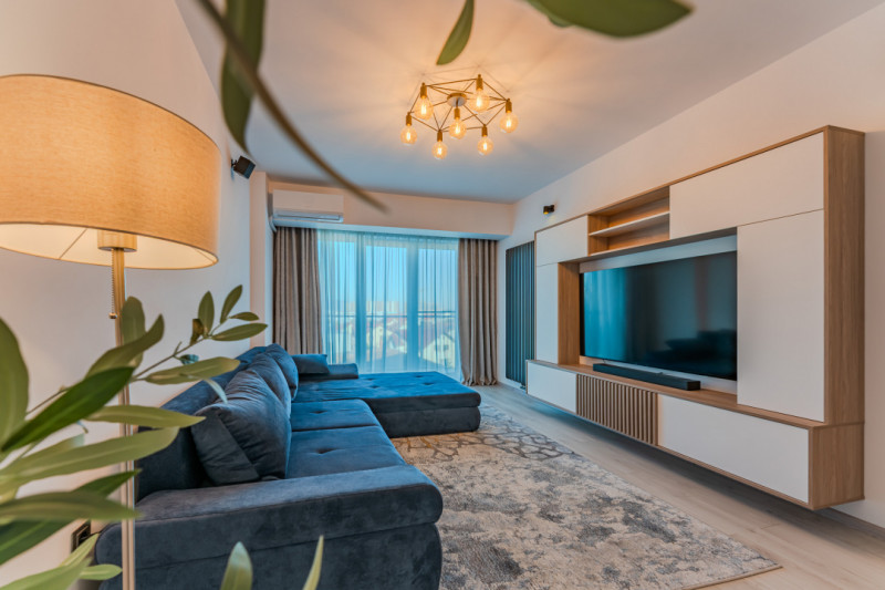 Apartament modern, 3 camere, mobilat, zona Coresi