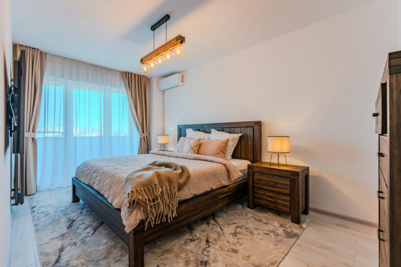 Apartament modern, 3 camere, mobilat, zona Coresi