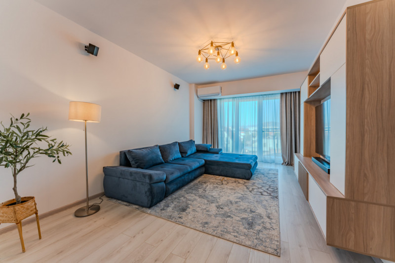 Apartament modern, 3 camere, mobilat, zona Coresi