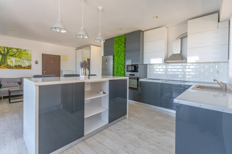 Seasons Residence – Smart-home cu terasă și vedere panoramica