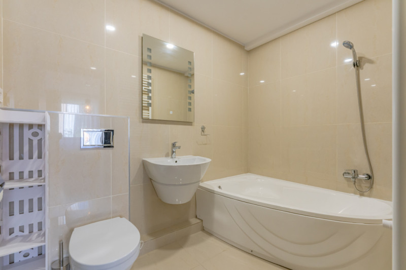 Seasons Residence – Smart-home cu terasă și vedere panoramica