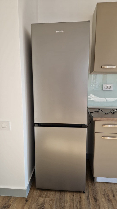 Apartament modern cu 3 camere pe 13 Decembrie 