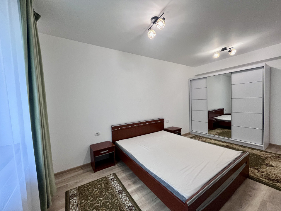 Apartament cu 2 camere în Tractorul 
