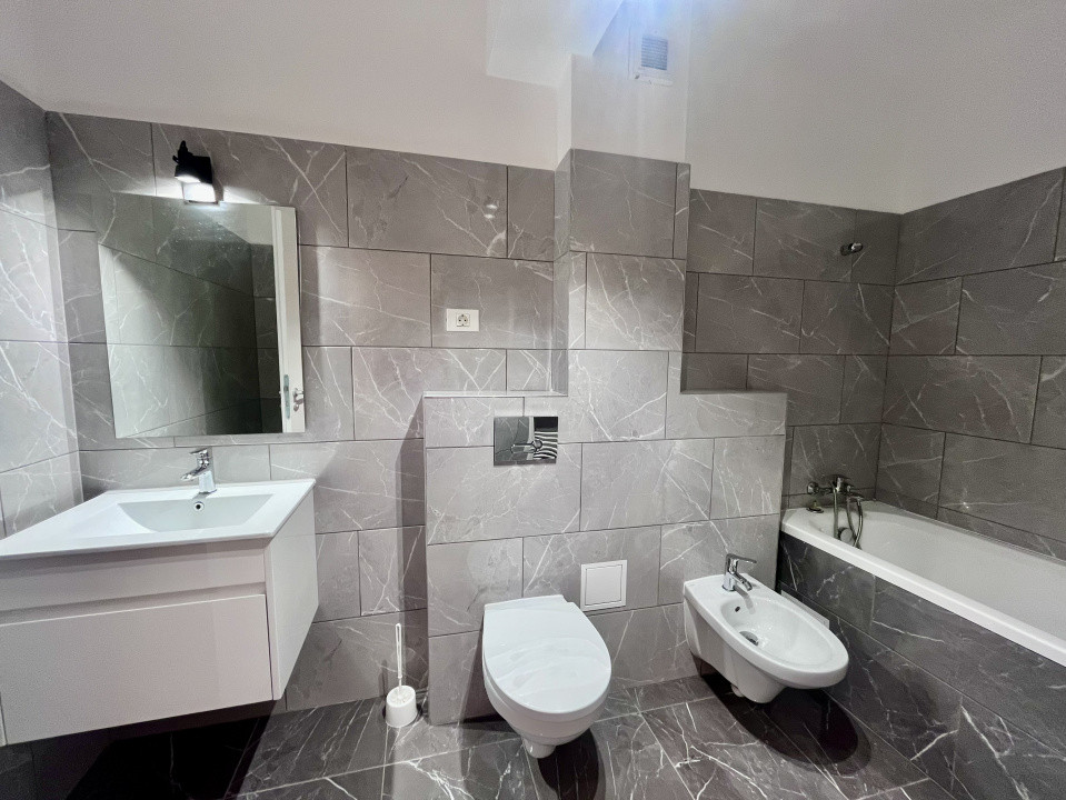 Apartament cu 2 camere în Tractorul 