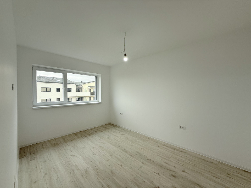 Liniste, lumina si confort intr-un apartament nou-nout – Tractorul, Brasov