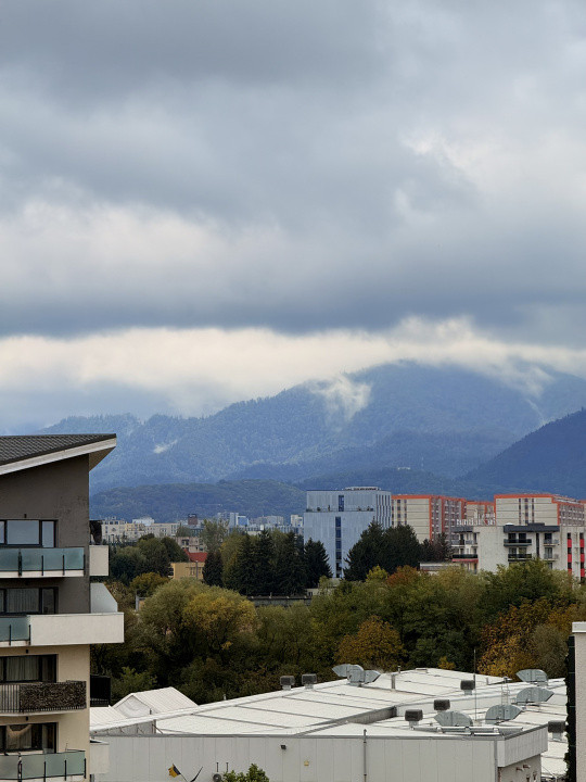 Liniste, lumina si confort intr-un apartament nou-nout – Tractorul, Brasov