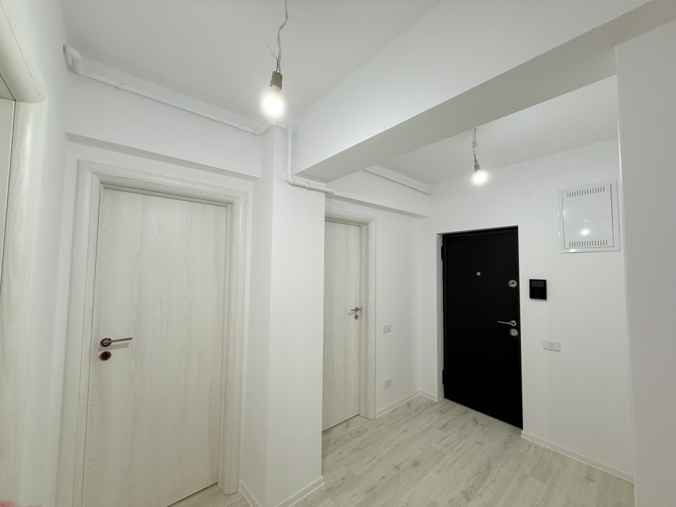 Liniste, lumina si confort intr-un apartament nou-nout – Tractorul, Brasov