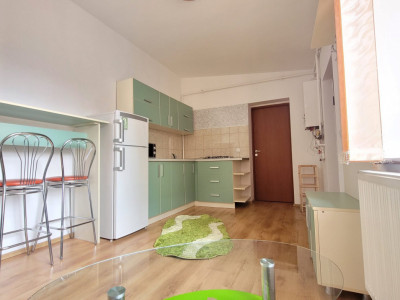 Garsoniera in zona liceului Saguna