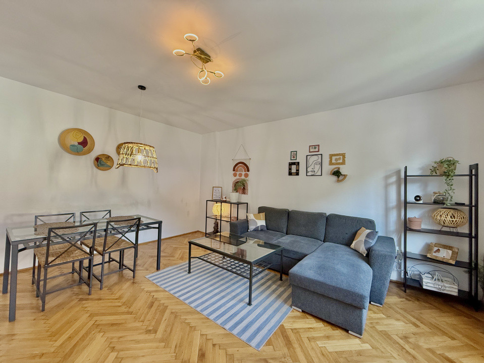 Locatie premium! Apartament 2 camere, suprafata generoasa –Central, Brasov