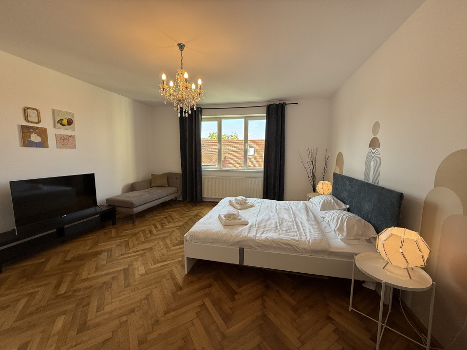 Locatie premium! Apartament 2 camere, suprafata generoasa –Central, Brasov