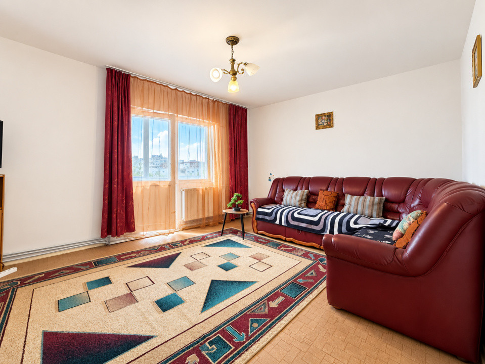Apartament de 3 camere, situat pe Carpaților