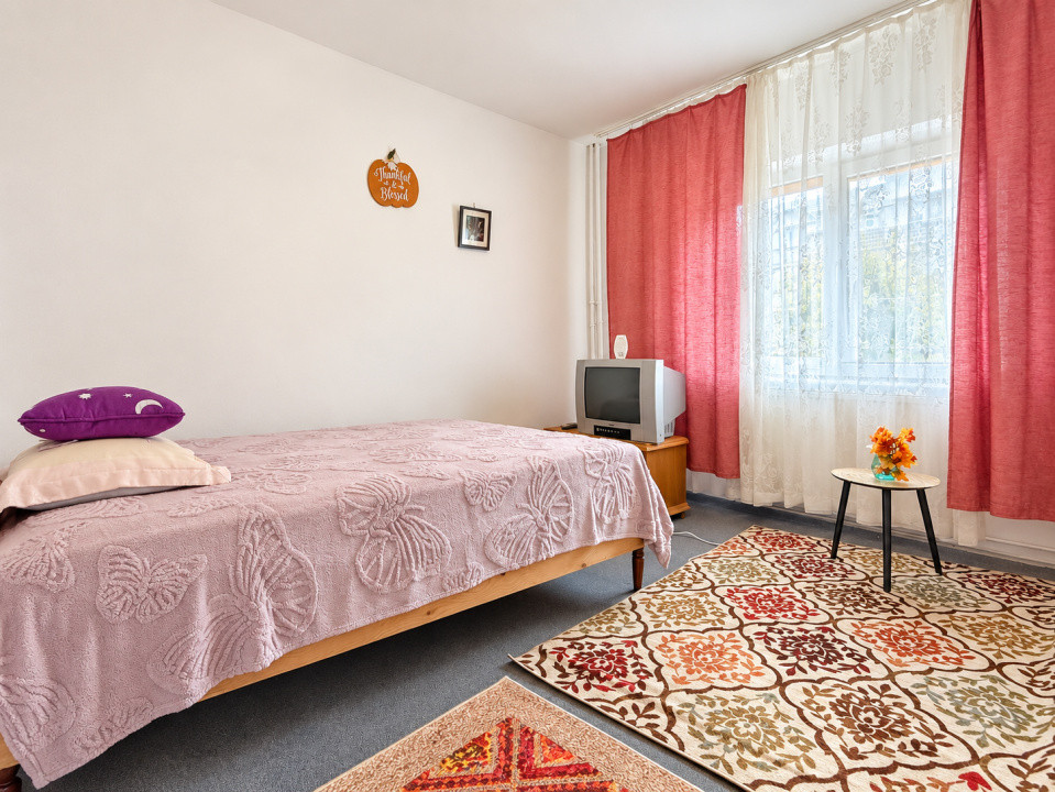 Apartament de 3 camere, situat pe Carpaților