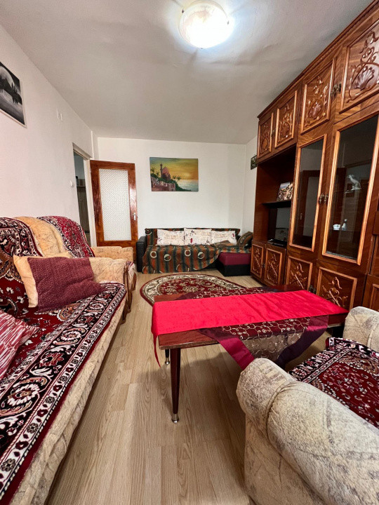 Apartament de 2 camere, situat in cartierul Scriitorilor