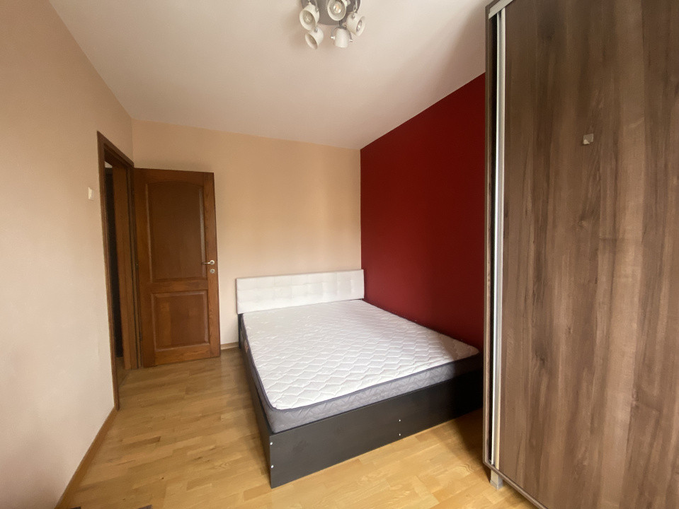 Apartament cu 3 camere - Calea Bucuresti