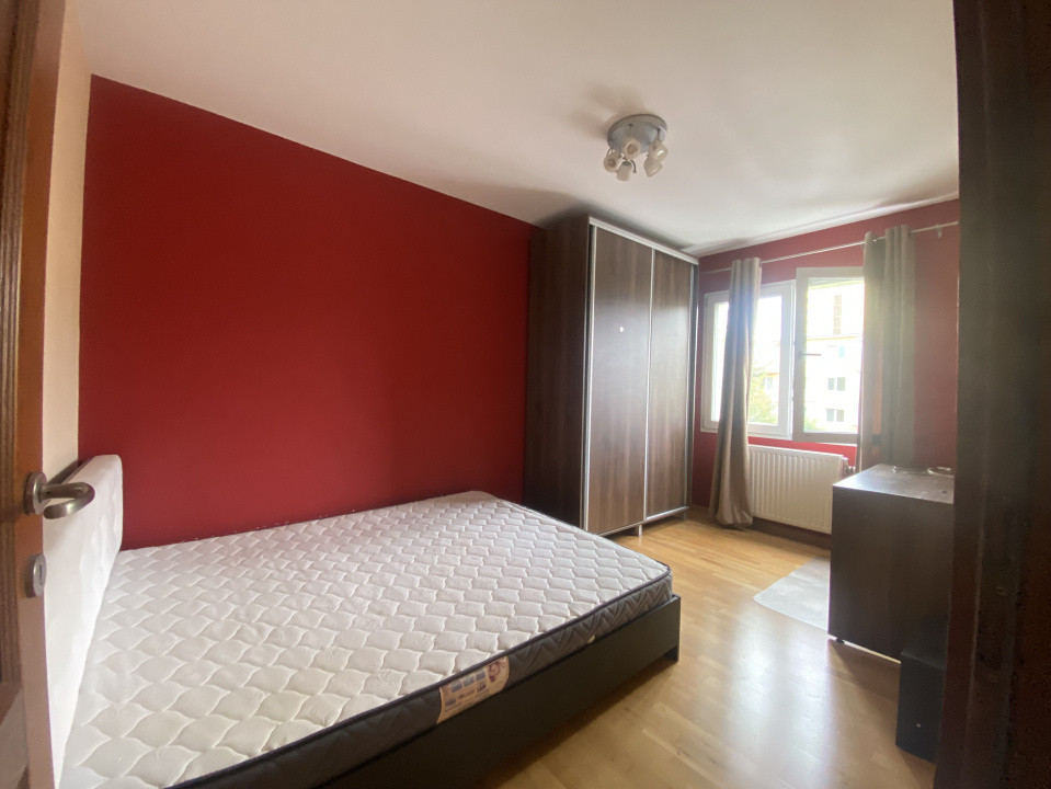 Apartament cu 3 camere - Calea Bucuresti