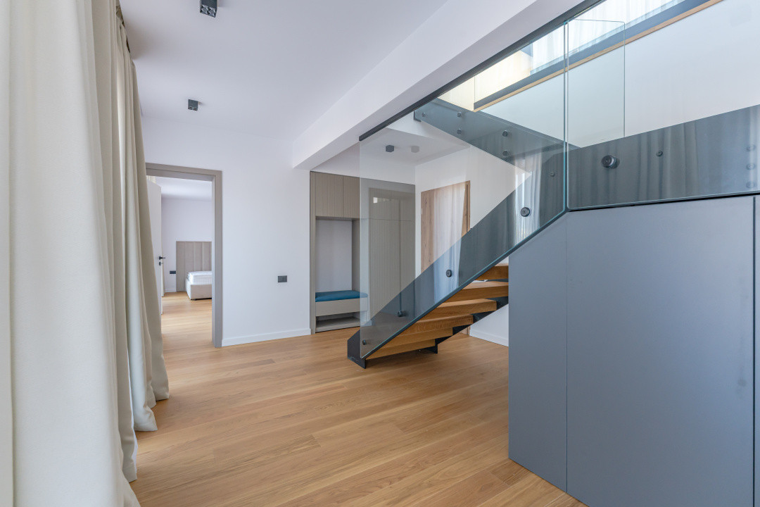 Penthouse de lux cu jacuzzi și vedere spectaculoasă spre Tâmpa