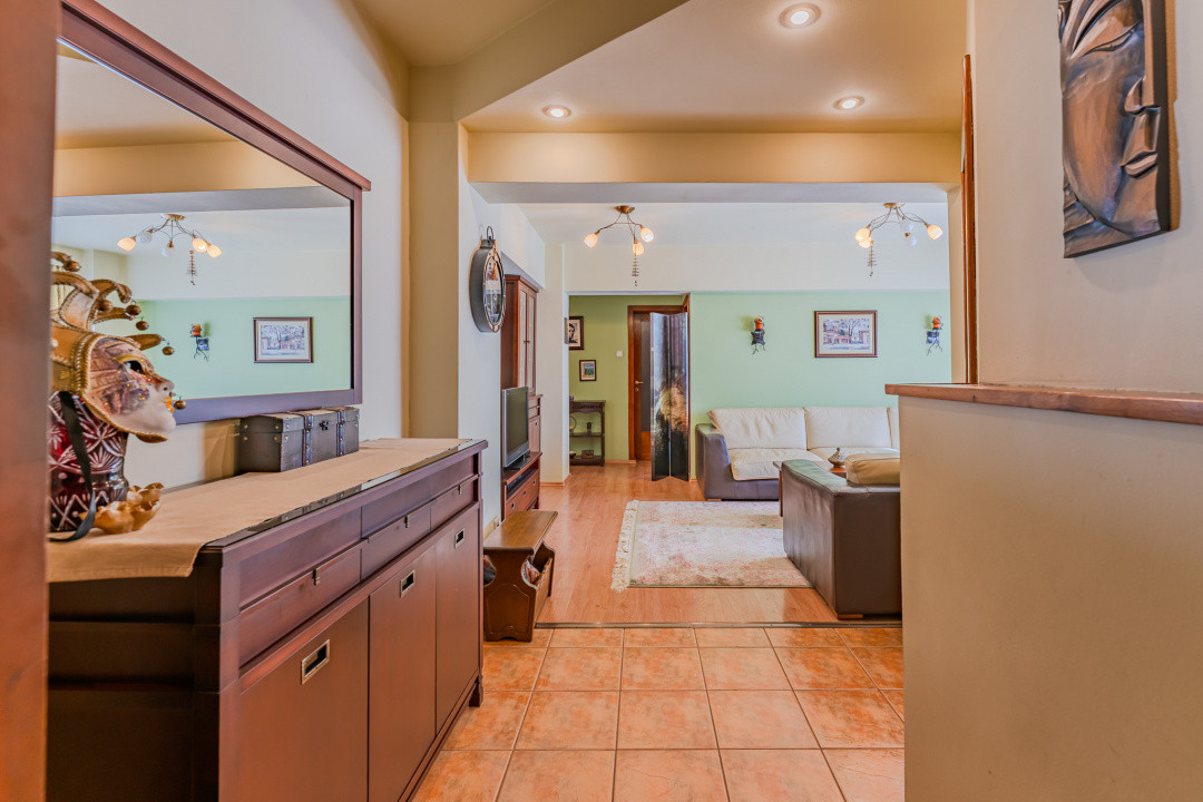 Locuinta ideala pentru familie | Apartament spatios 4 camere, Racadau, pietonala