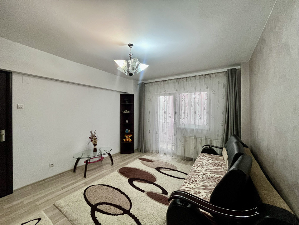 Apartament cu 2 camere pe Calea București 