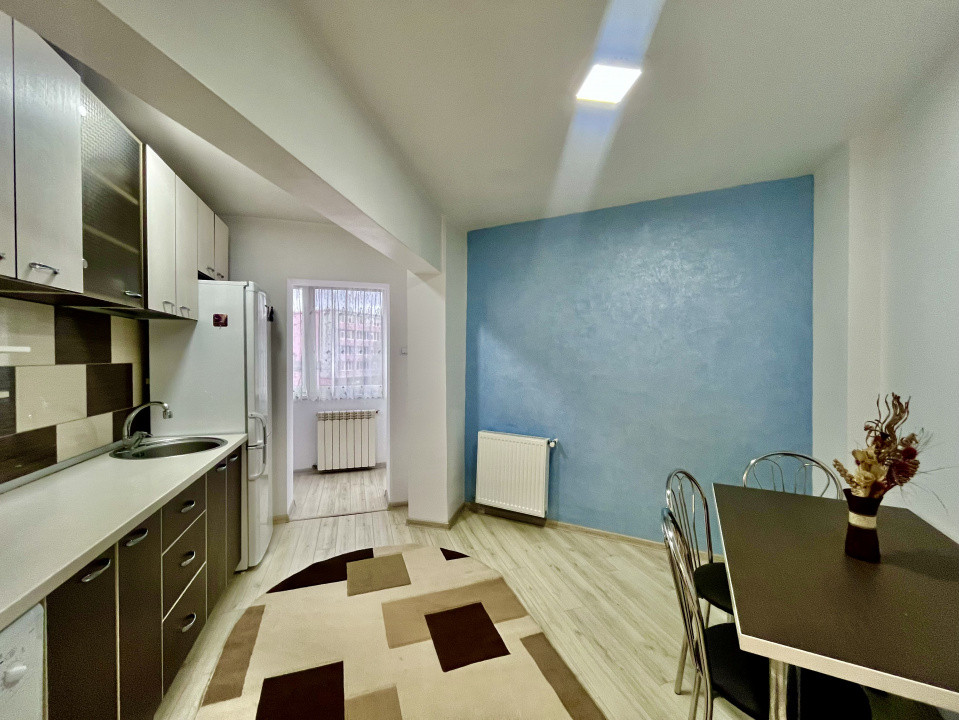 Apartament cu 2 camere pe Calea București 