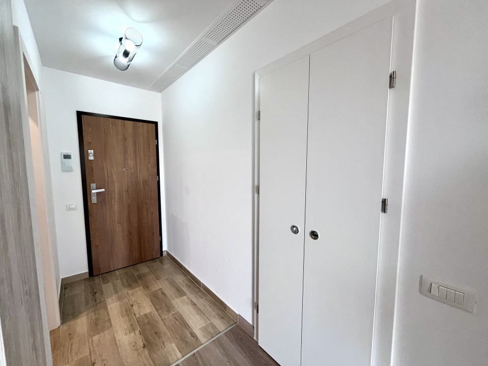 Garsonieră modernă în Urban Plaza 