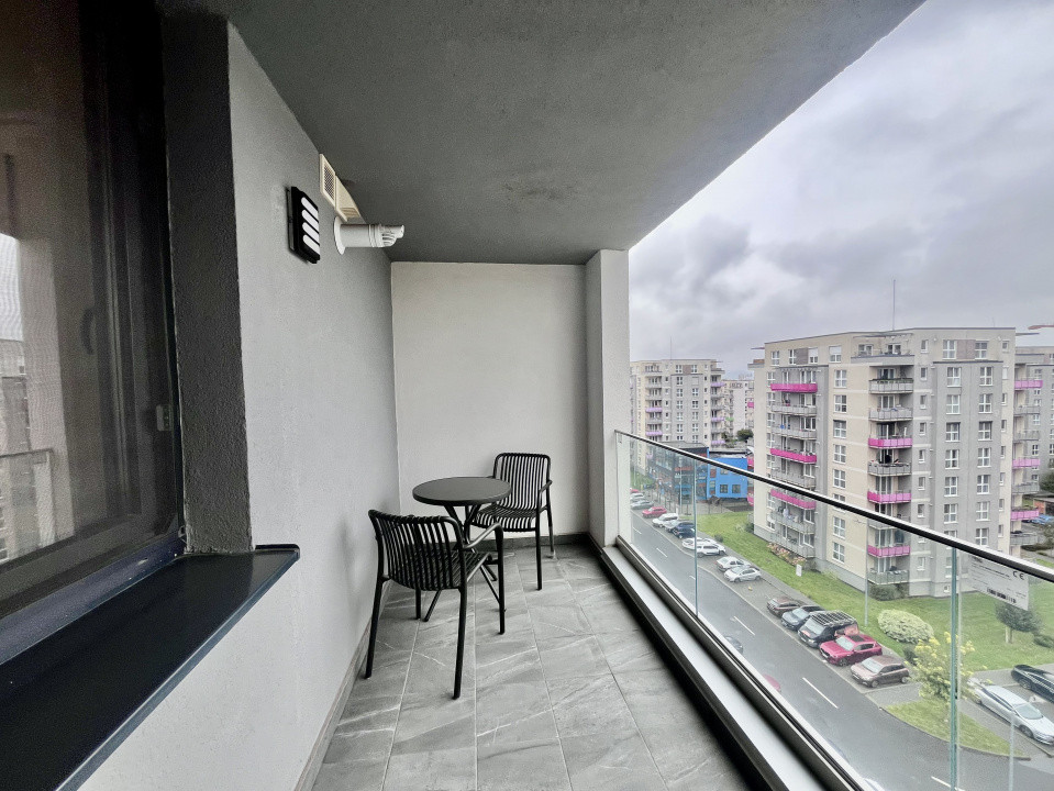 Apartament cochet cu 2 camere în Tractorul