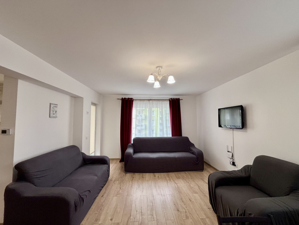 Apartament cu 2 camere în Tractorul 