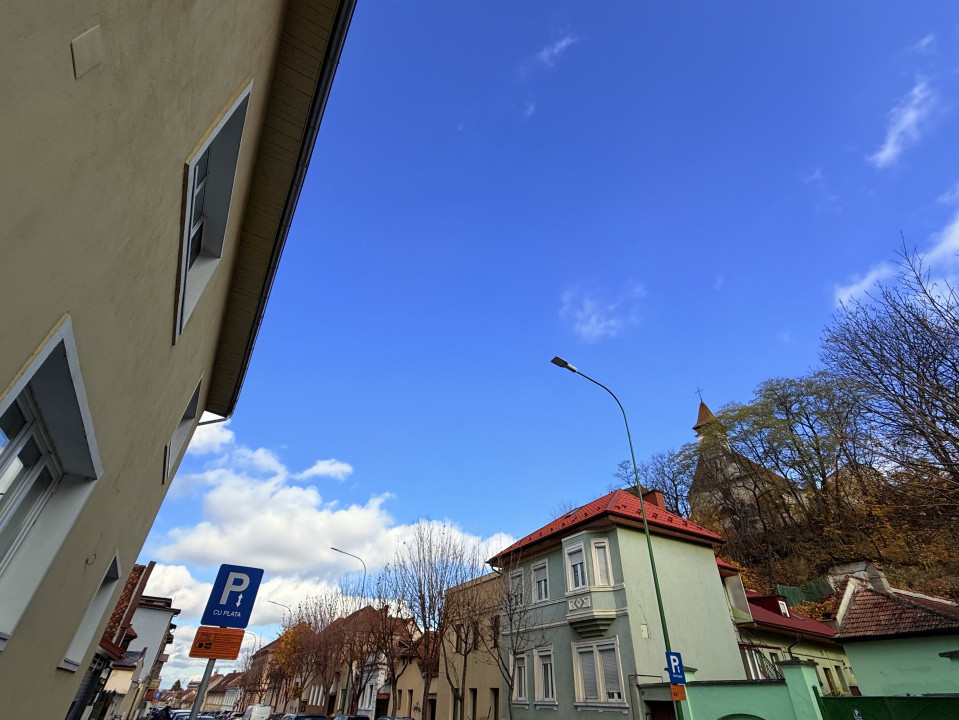De inchiriat – Apartament in casa– Strada De Mijloc, Brasov (zona Centrala)