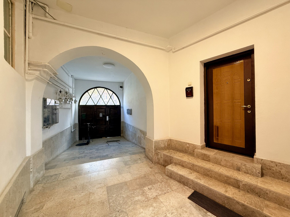 De inchiriat – Apartament in casa– Strada De Mijloc, Brasov (zona Centrala)