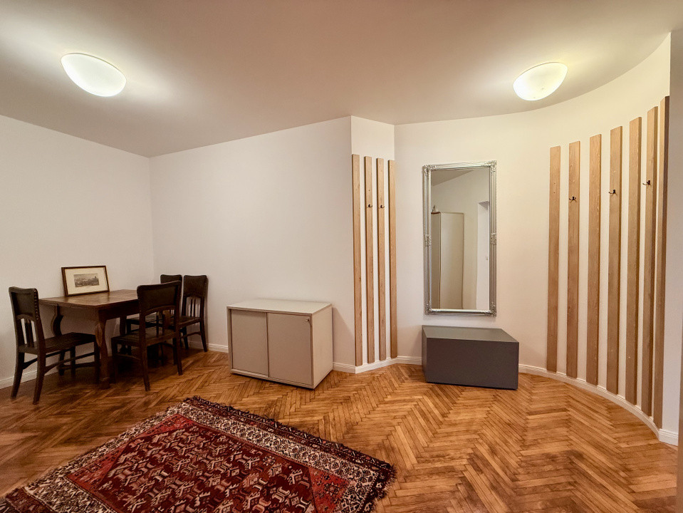 De inchiriat – Apartament in casa– Strada De Mijloc, Brasov (zona Centrala)