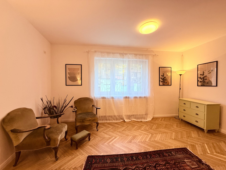 De inchiriat – Apartament in casa– Strada De Mijloc, Brasov (zona Centrala)