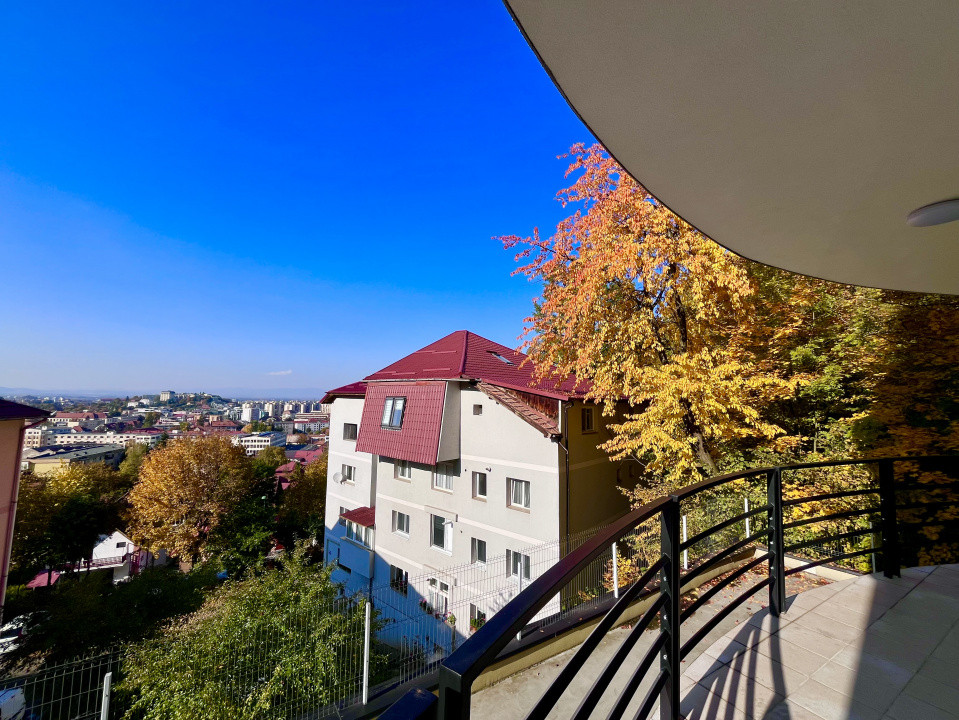 Apartament cu 3 camere in zona Centrala cu priveliste Panoramica