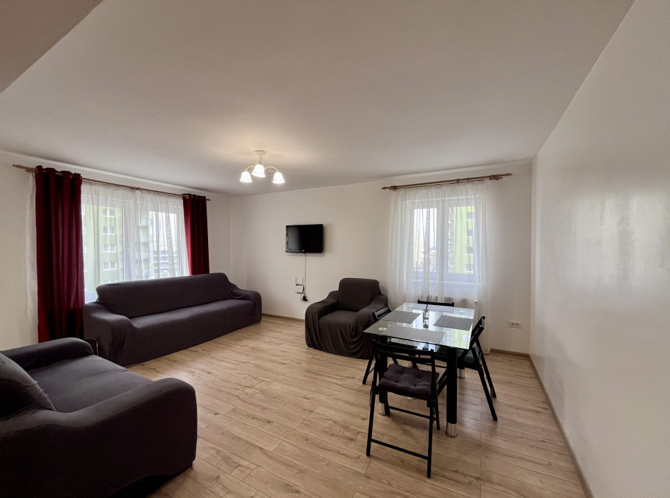 Apartament cu 2 camere în Tractorul 